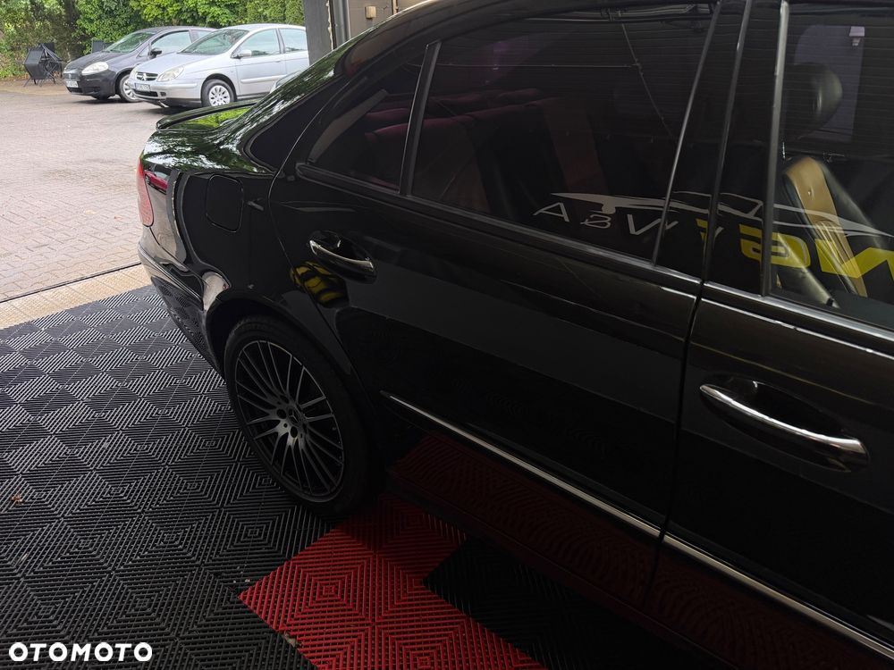 Mercedes-Benz Klasa E 300 BLUETEC Avantgarde - 3
