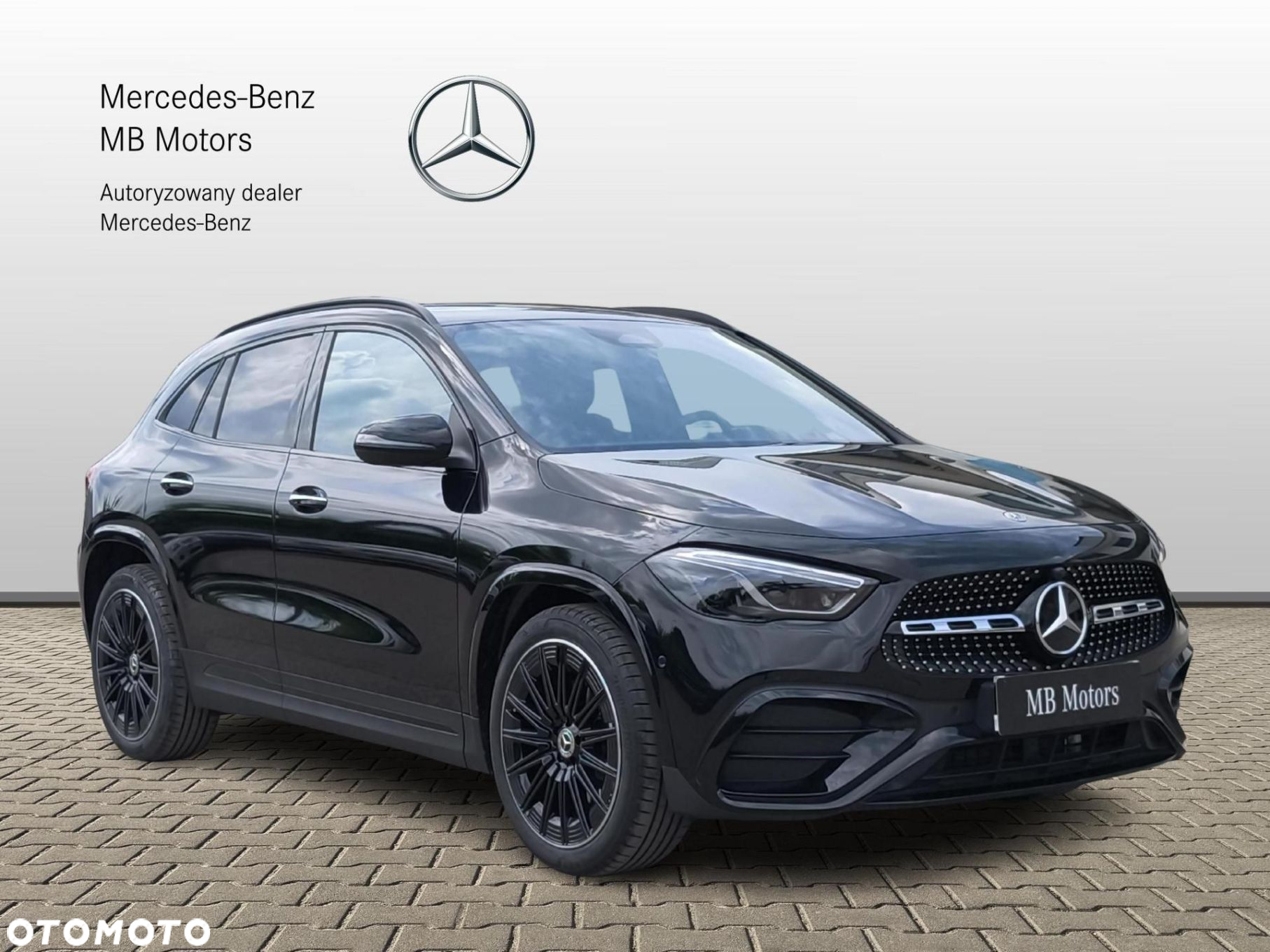 Mercedes-Benz GLA - 2