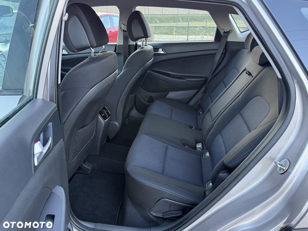 Hyundai Tucson 2.0 CRDI 4WD Style - 16