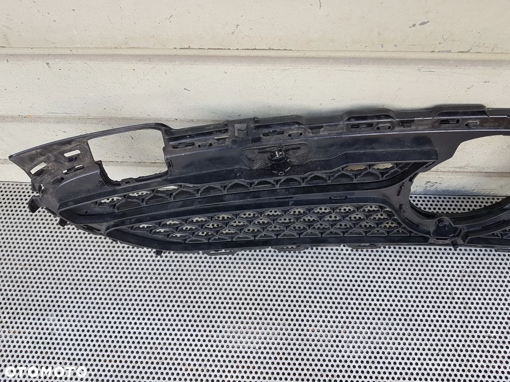 Mercedes W206 C AMG Grill Atrapa - 10