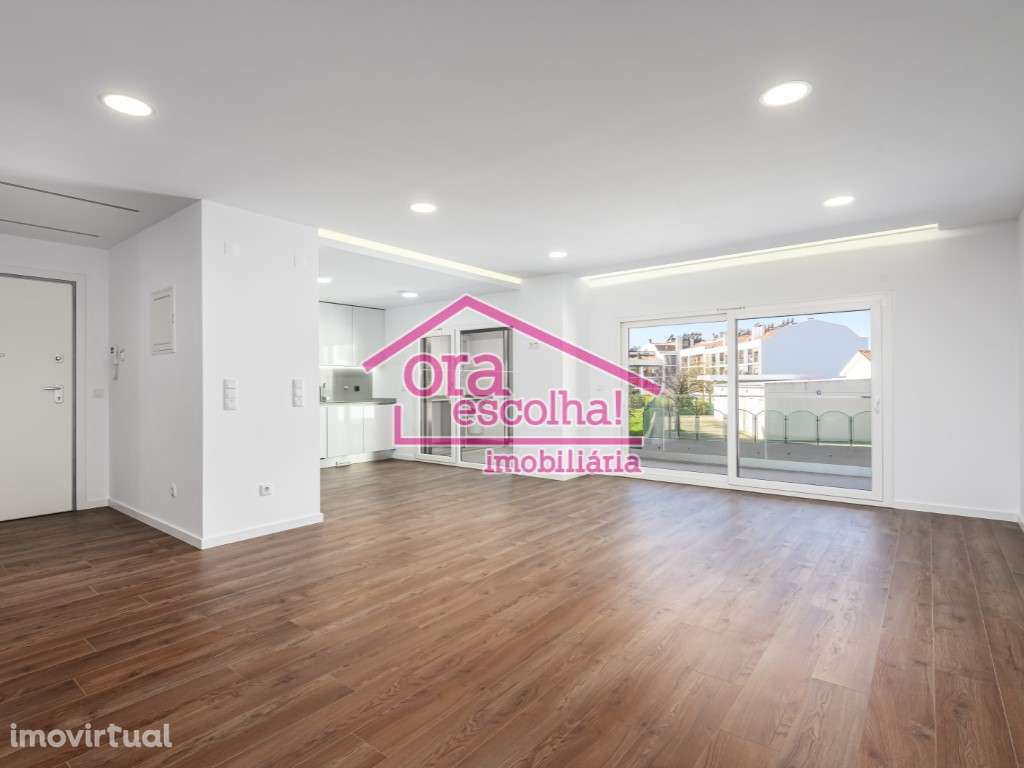 T2 NOVO com Suíte, Garagem e Arrecadação na Quinta da Fábrica - Cor... - Grande imagem: 2/15