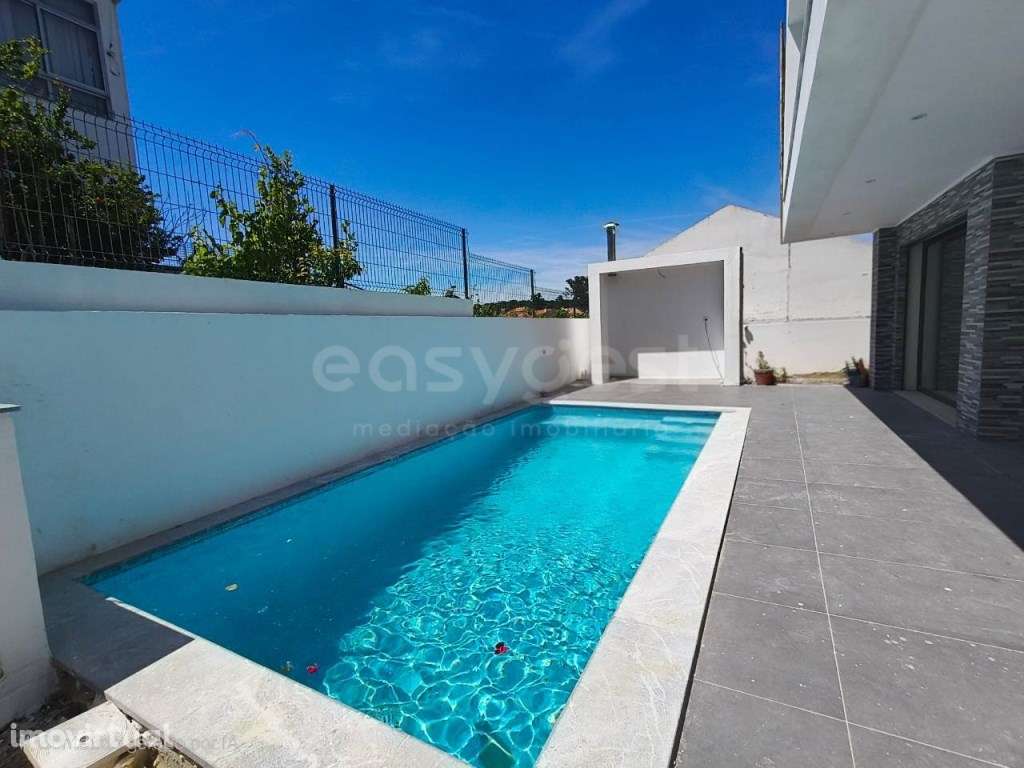 Moradia T4+2 c/ Piscina a estrear - Grande imagem: 2/40