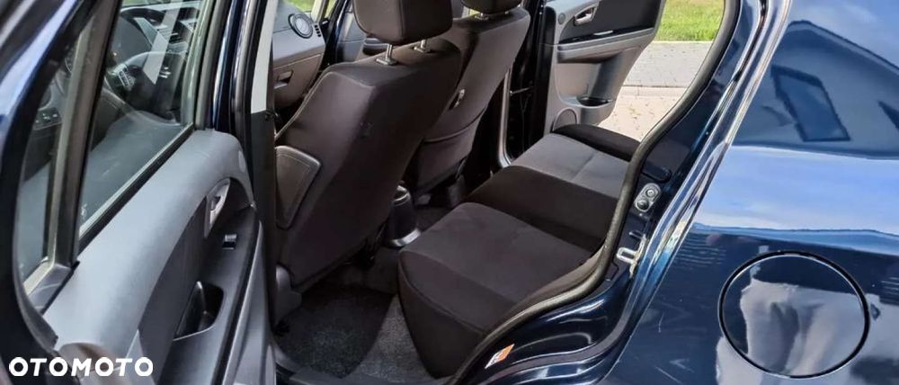 Suzuki SX4 1.6 VVT Comfort - 12