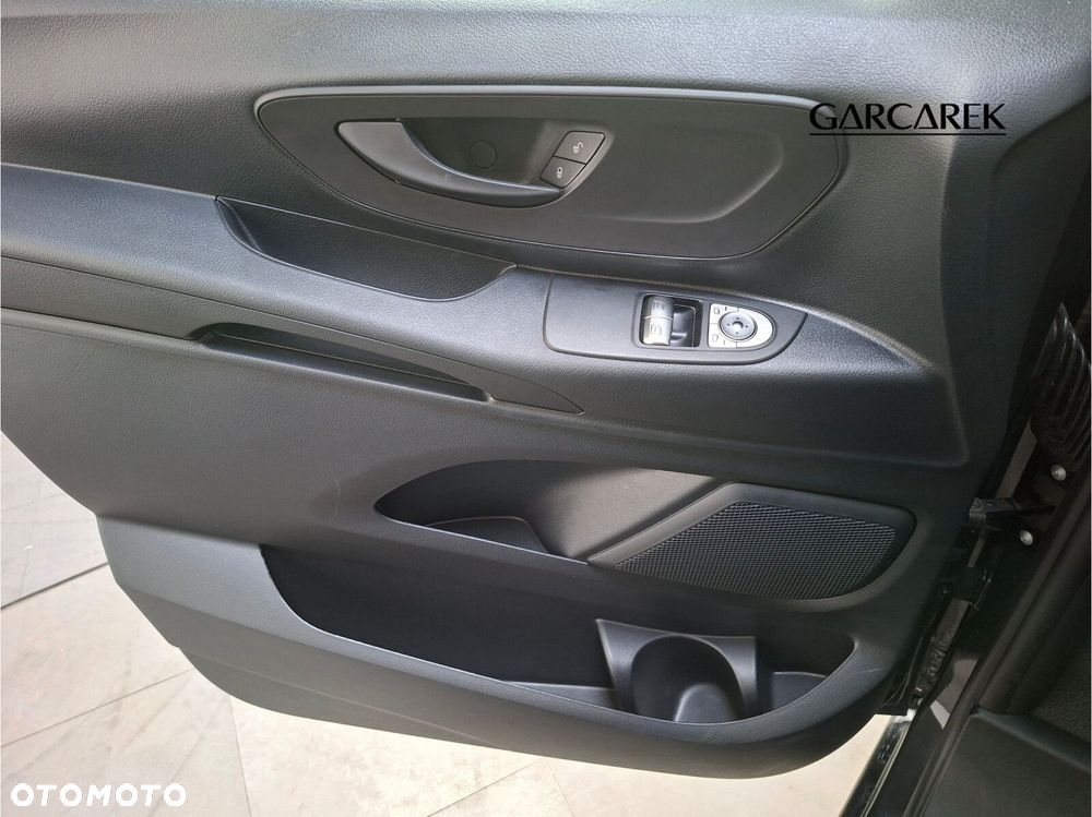 Mercedes-Benz Vito - 22