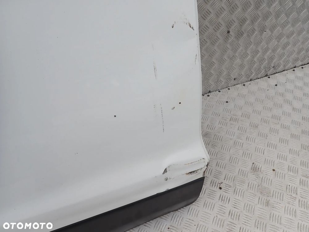 DRZWI PRAWY TYŁ  FORD KUGA II KOLOR BIAŁY - 2