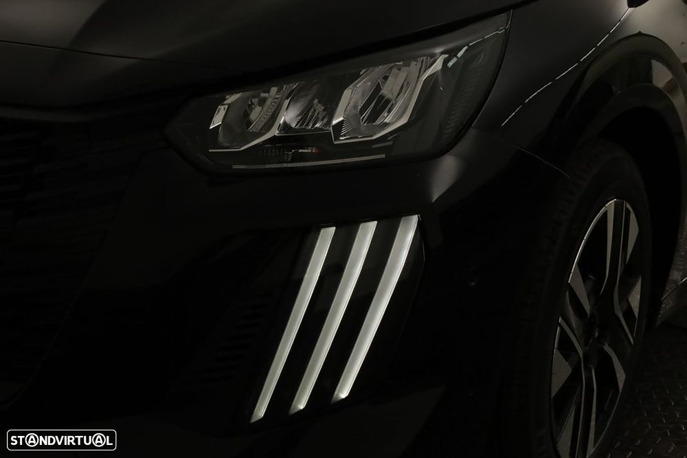 Peugeot 208 1.2 Hybrid Allure e-DCS6 - 6