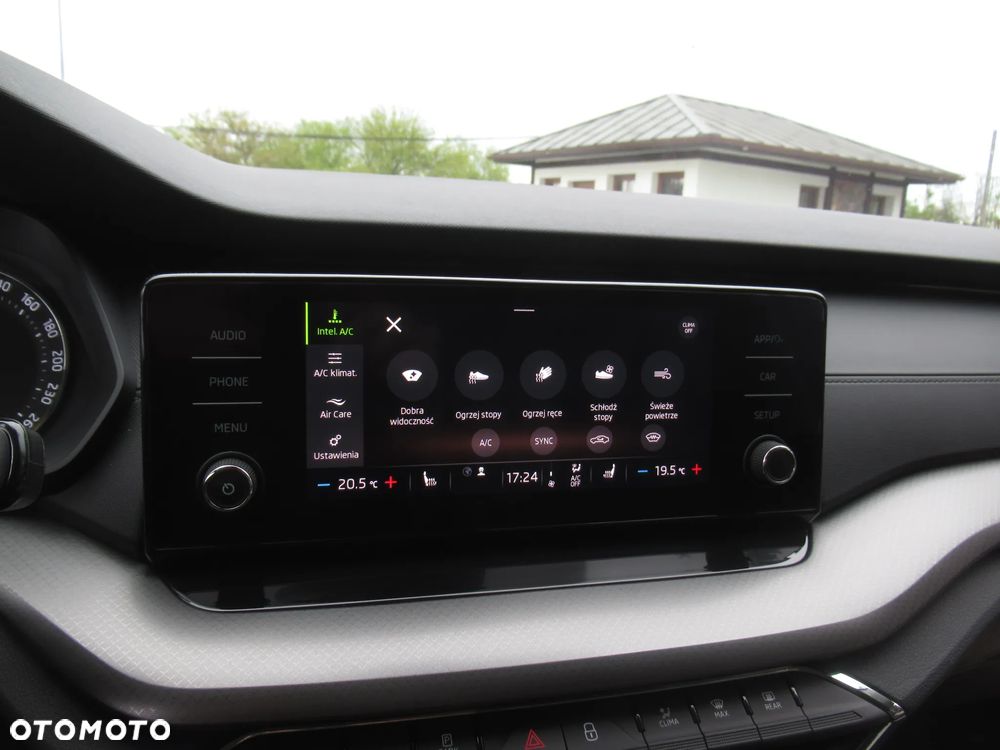 Skoda Octavia 1.5 TSI e-Tec Ambition DSG - 27
