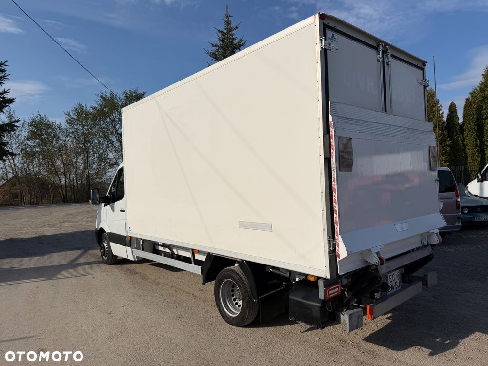Mercedes-Benz Sprinter 516 CDI Chlodnia Winda Xarios 350 12/230v - 4