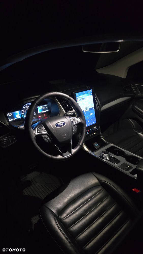 Ford Edge - 13