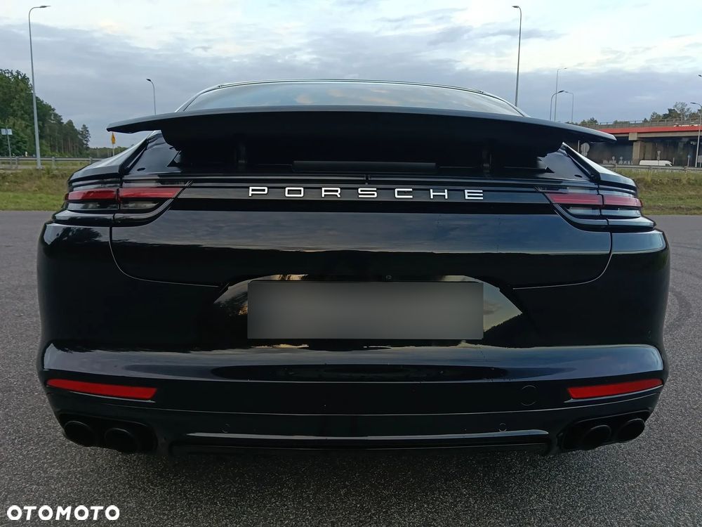 Porsche Panamera - 7