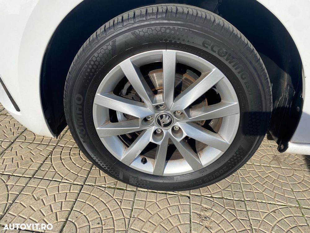 Skoda Scala 1.0 TSI DSG Style - 27