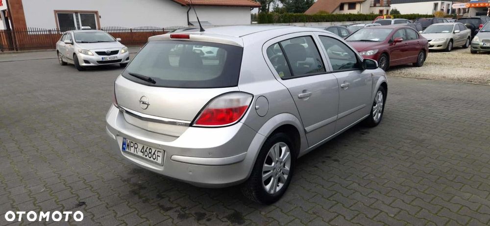 Opel Astra - 3