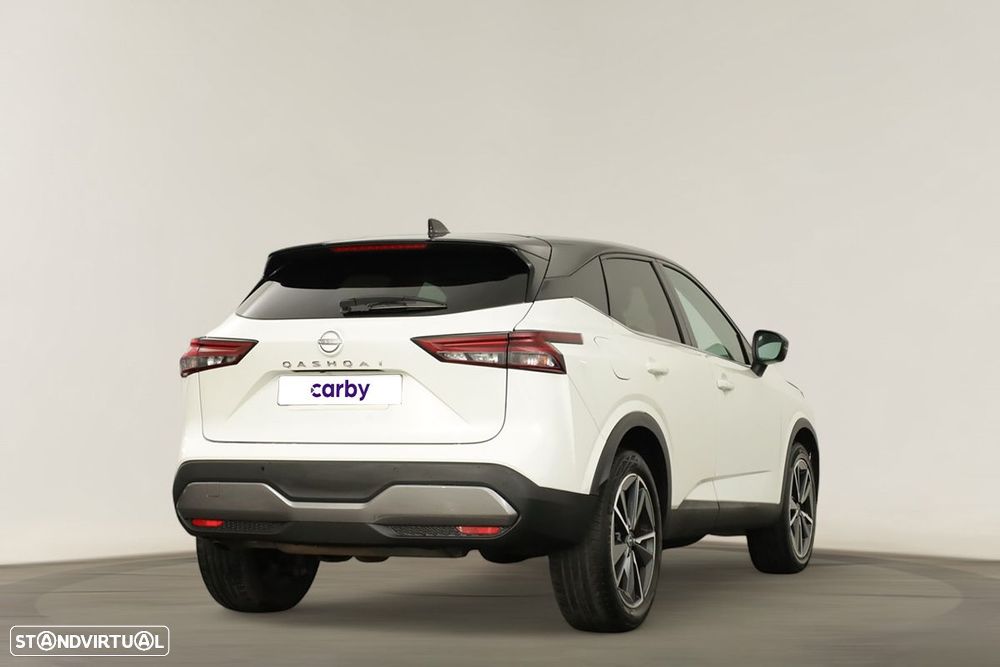 Nissan Qashqai 1.3 DIG-T N-Connecta Xtronic - 4