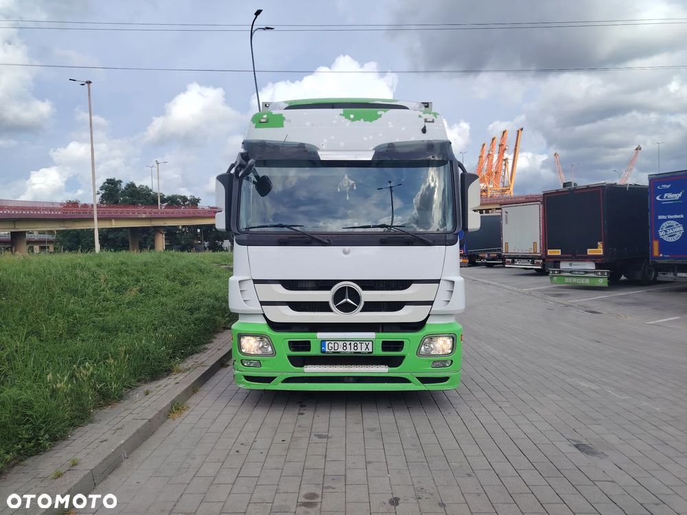 Mercedes-Benz Actros 1832L - 2