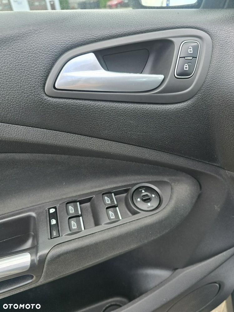 Ford Grand C-MAX - 14