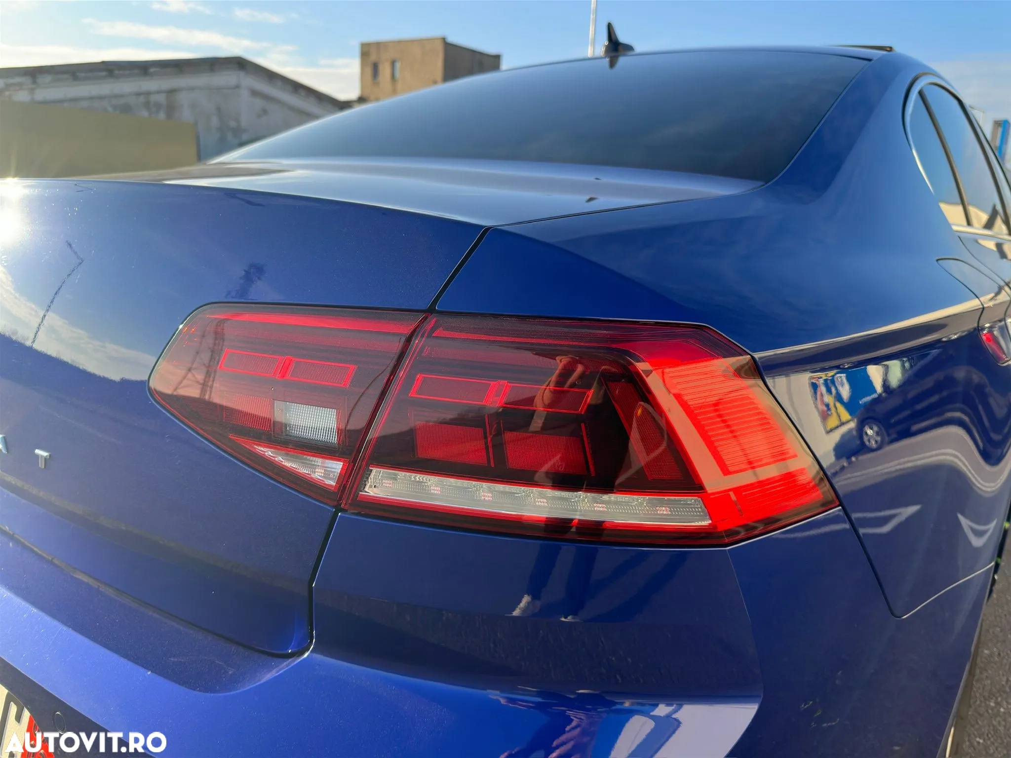 Volkswagen Passat Variant 2.0 TDI SCR Business - 15