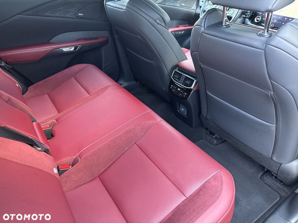Lexus RX - 21