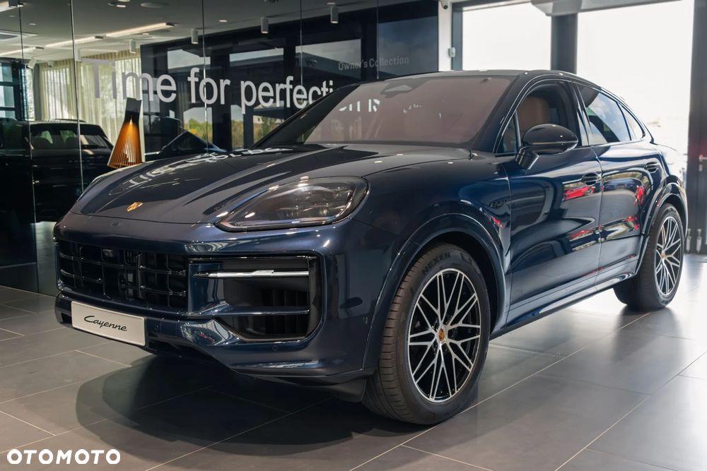 Porsche Cayenne E-Hybrid PHEV Black Edition - 2
