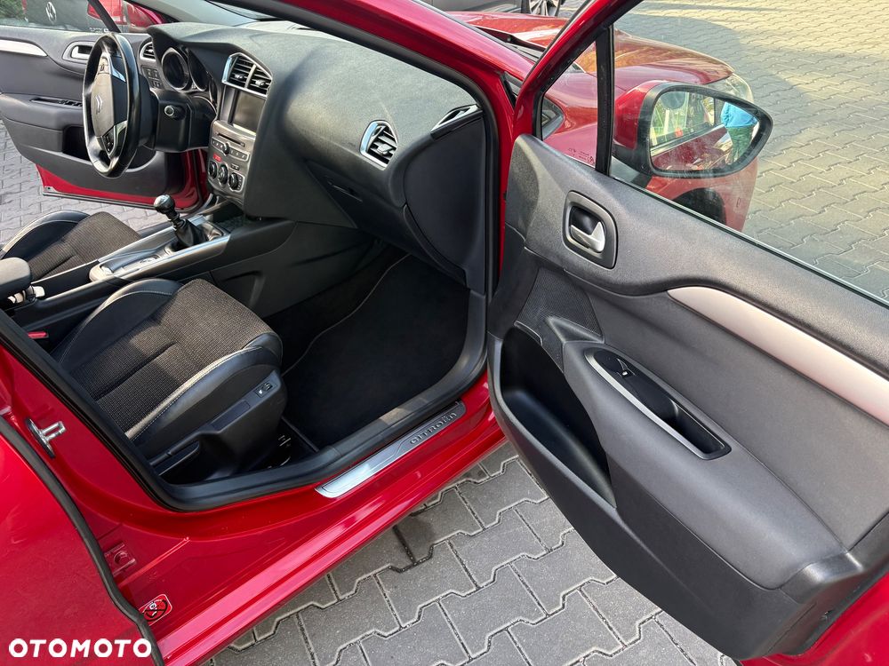 Citroën C4 1.2 PureTech Shine S&S - 22