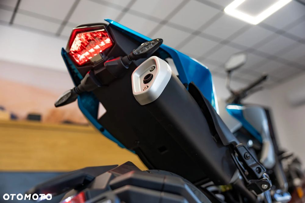 CFMoto NK - 10
