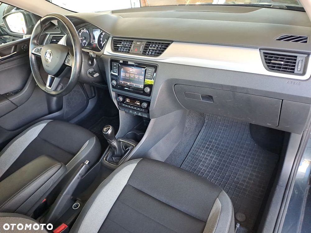 Skoda RAPID 1.0 TSI Ambition - 11