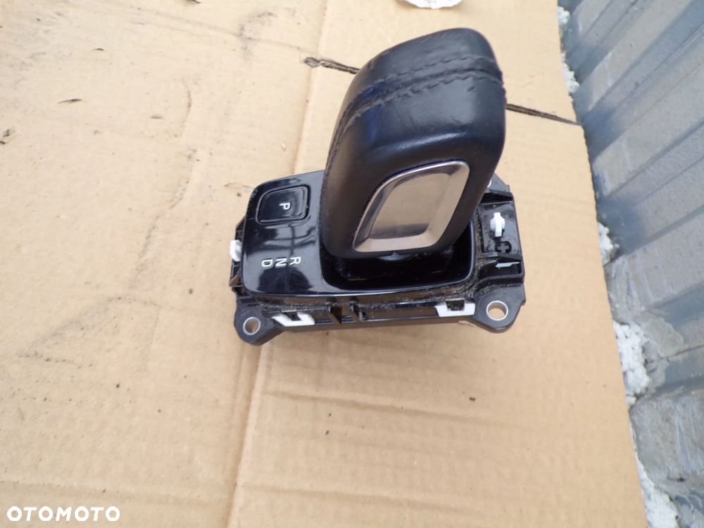 WYBIERAK GAŁKA ZMIANY BIEGÓW AUTOMAT VOLVO XC40 II - 2