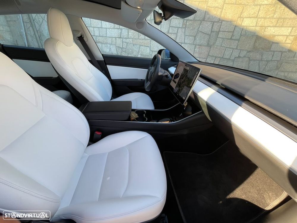 Tesla Model 3 Long Range Tração Traseira - 7