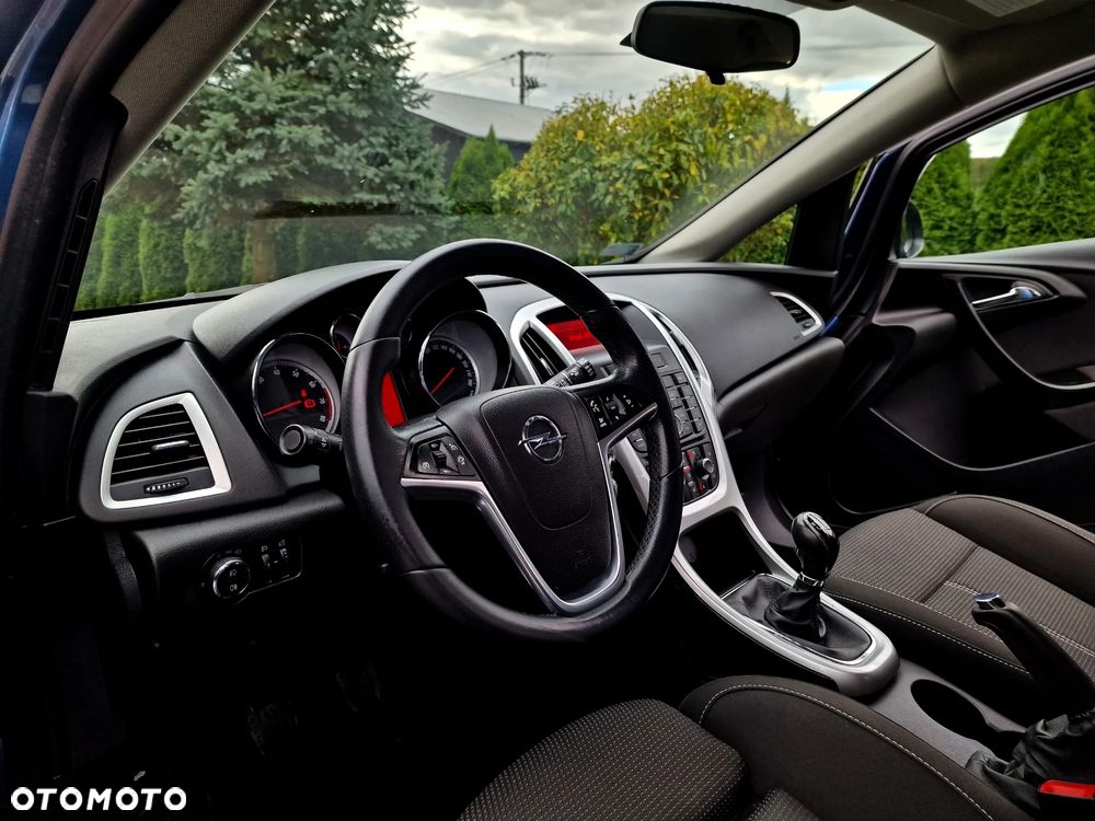 Opel Astra 1.6 Enjoy EU6 - 20
