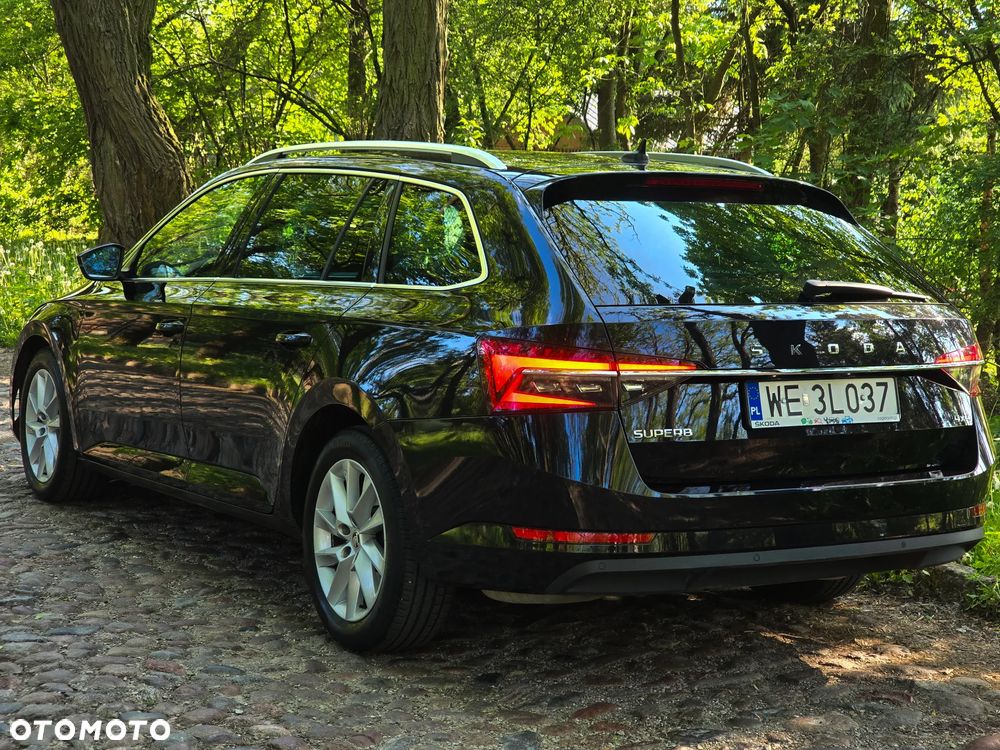 Skoda Superb 2.0 TDI SCR 4x4 Style DSG - 4