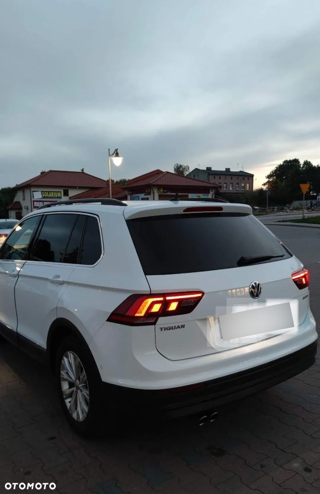 Volkswagen Tiguan - 13