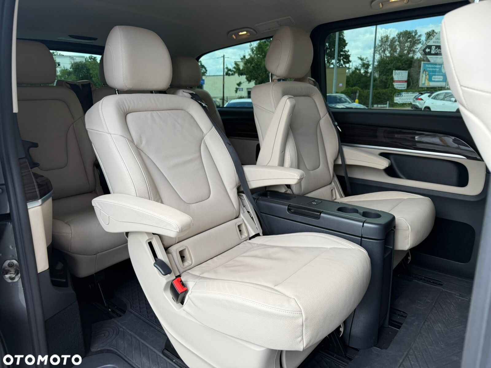 Mercedes-Benz Klasa V 300 d Avantgarde 9G-Tronic (ekstra d³) - 20