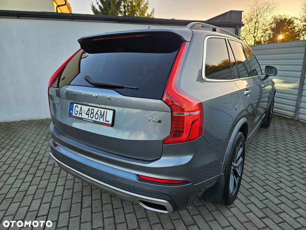Volvo XC 90 T6 AWD Momentum 7os - 16
