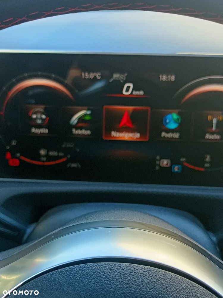 Mercedes-Benz CLA 200 AMG Line 7G-DCT - 7