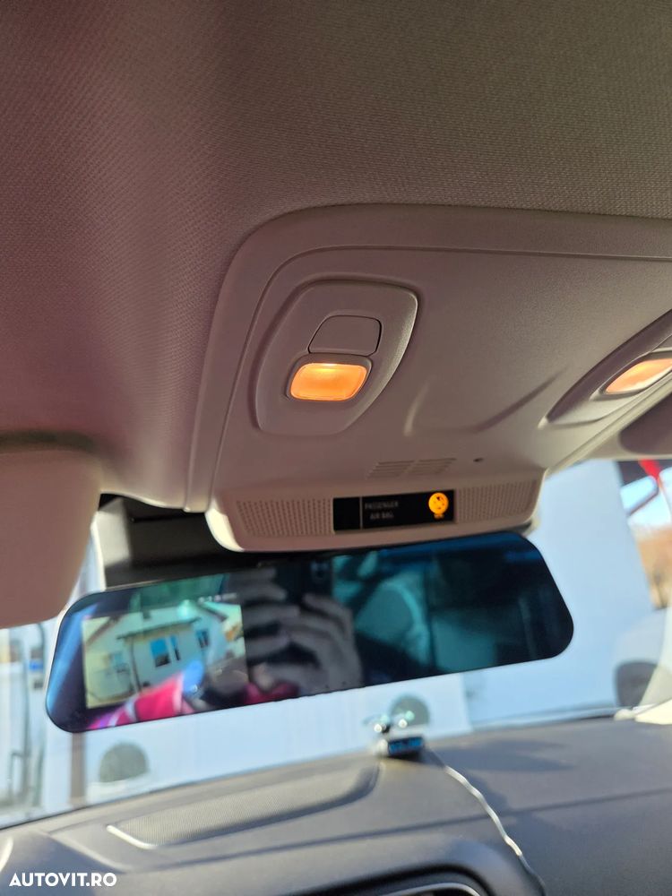 Renault Megane TCe 140 EDC GPF Techno - 11