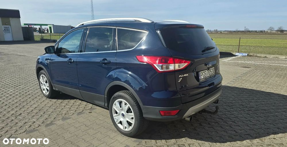 Ford Kuga 1.5 EcoBoost 2x4 Titanium - 5