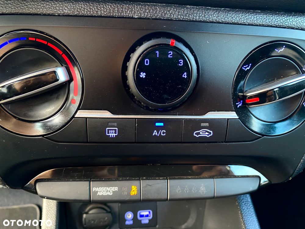 Hyundai i20 - 18