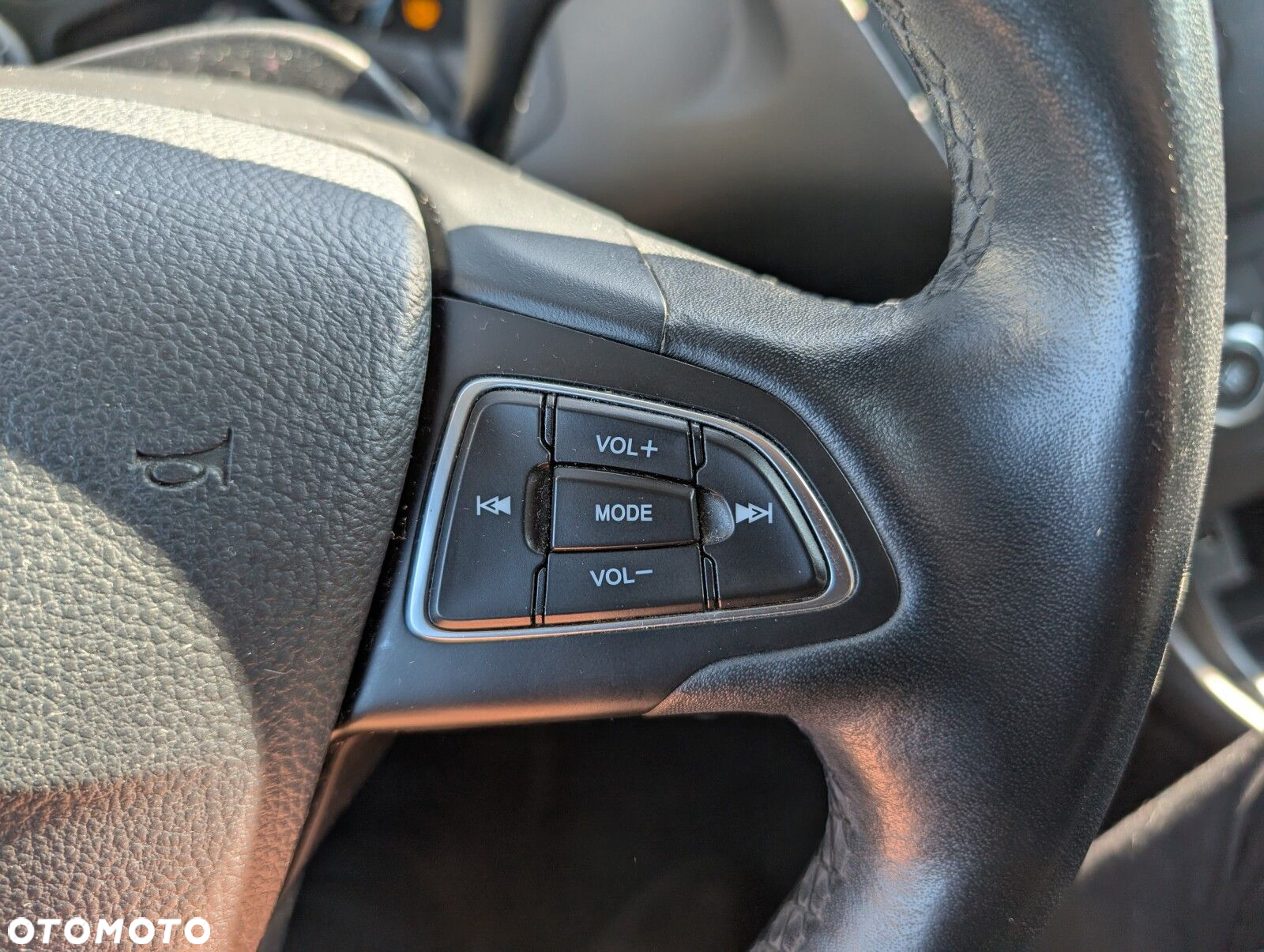 Ford Focus 1.6 Trend - 19