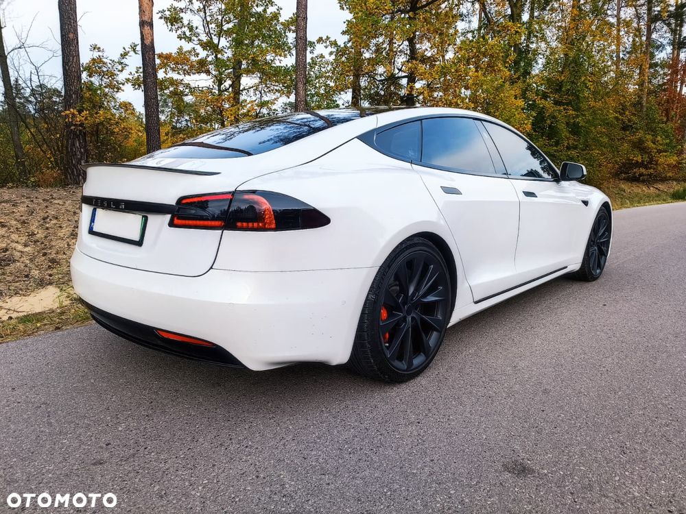 Tesla Model S Performance - 6