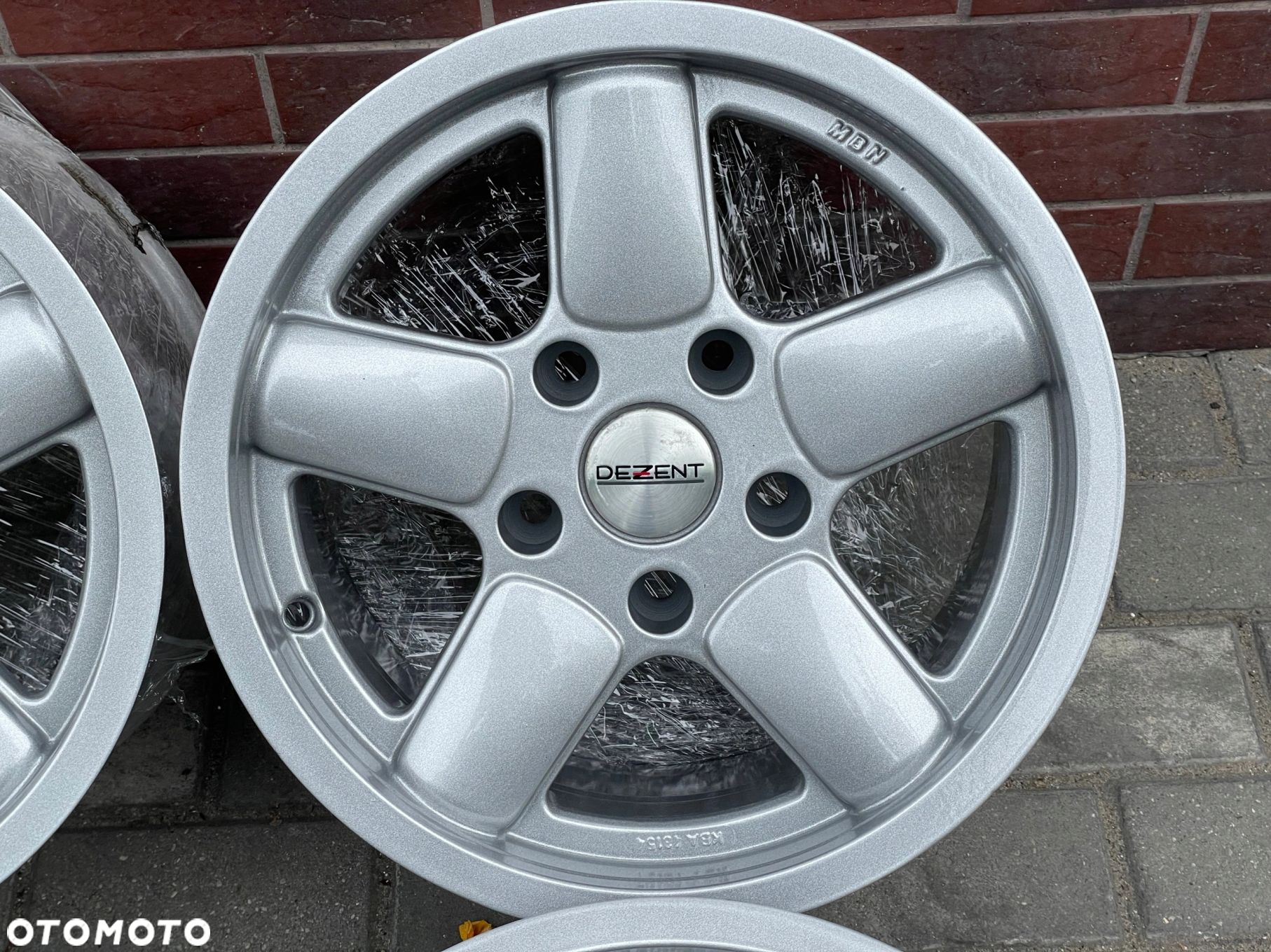 Alu felgi BMW 3 E36 E34 15 7,5J ET20 5X120 RH AC - 8