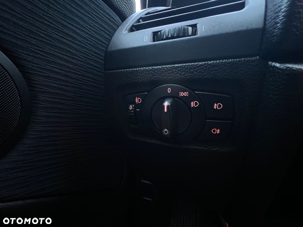BMW Seria 1 - 20