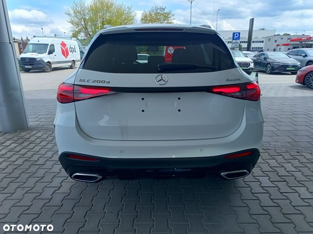 Mercedes-Benz GLC - 6