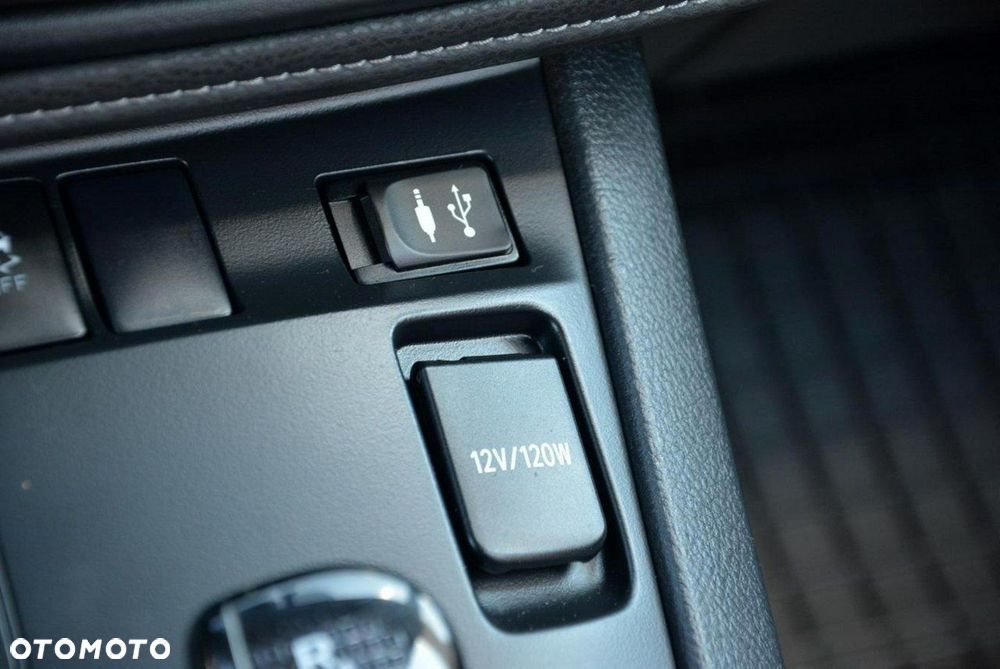 Toyota Auris Hybrid 135 Premium - 27