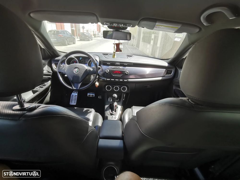 Alfa Romeo Giulietta - 18