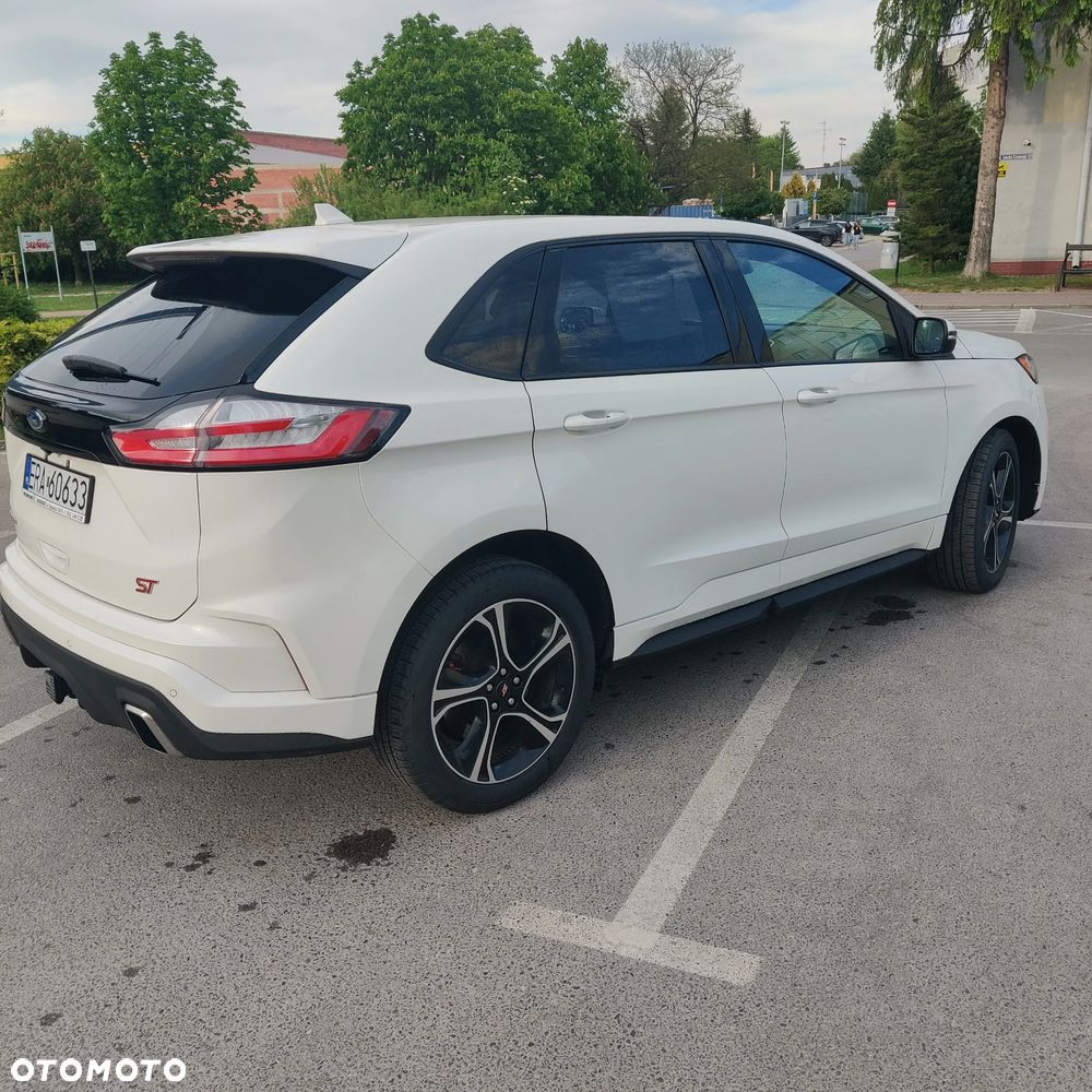 Ford Edge - 8