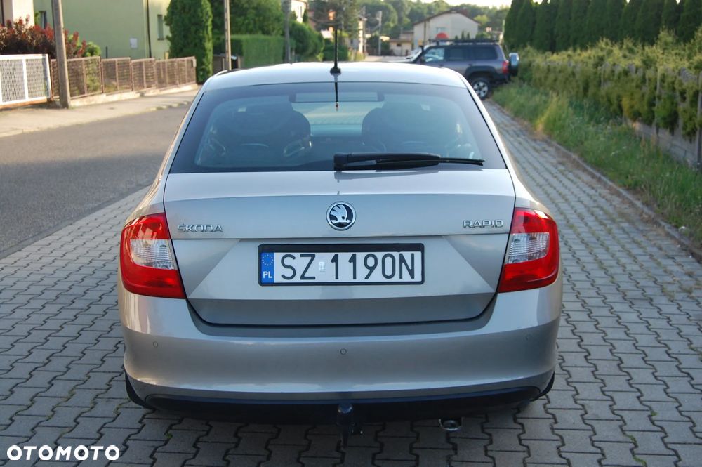 Skoda RAPID 1.2 TSI Ambition - 3