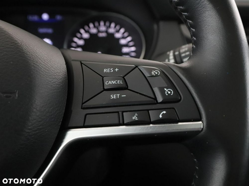 Nissan Qashqai 1.3 DIG-T DCT N-CONNECTA - 29