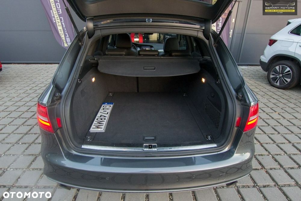 Audi A4 Avant 2.0 TFSI quattro S tronic S line Sportpaket - 33