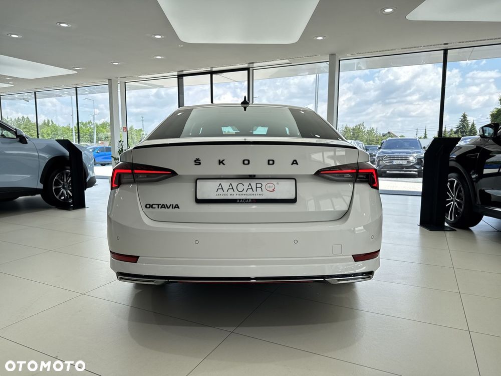 Skoda Octavia 2.0 TSI 4x4 Sportline DSG - 4
