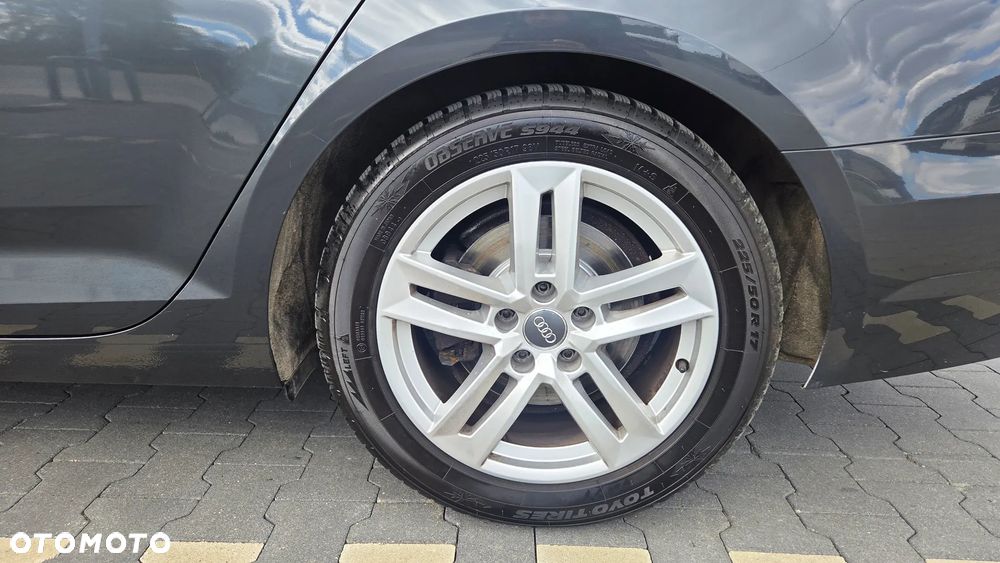 Audi A4 Avant 2.0 TFSI ultra S tronic sport - 33