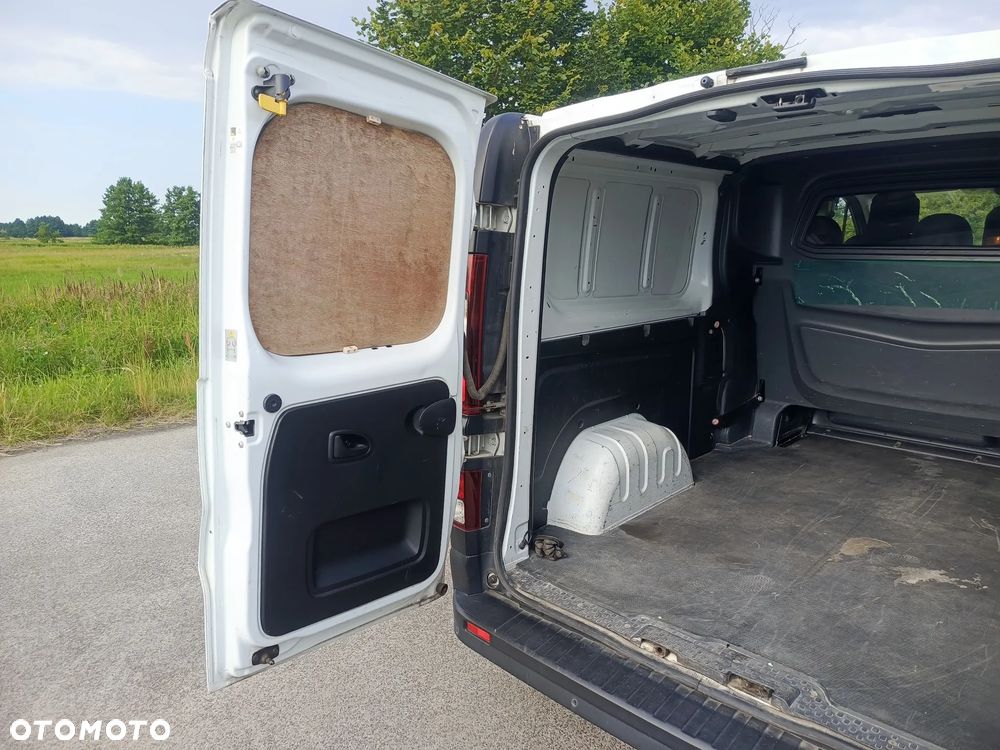 Renault Trafic 2.0 dCi - 16